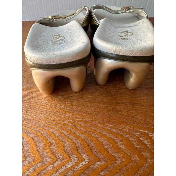 Vintage ASGI Gold Slip-On Leather Upper Sandals Size 8 Sku 2941 - Picture 8 of 11